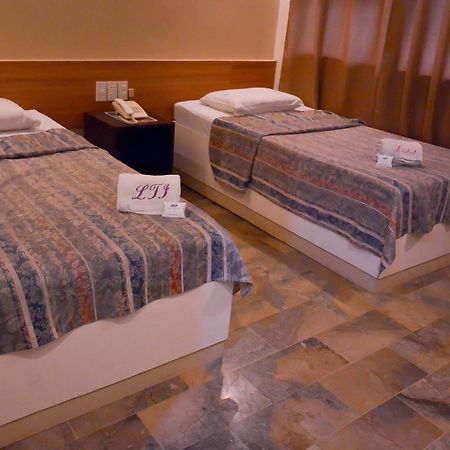 Legazpi Tourist Inn Екстериор снимка