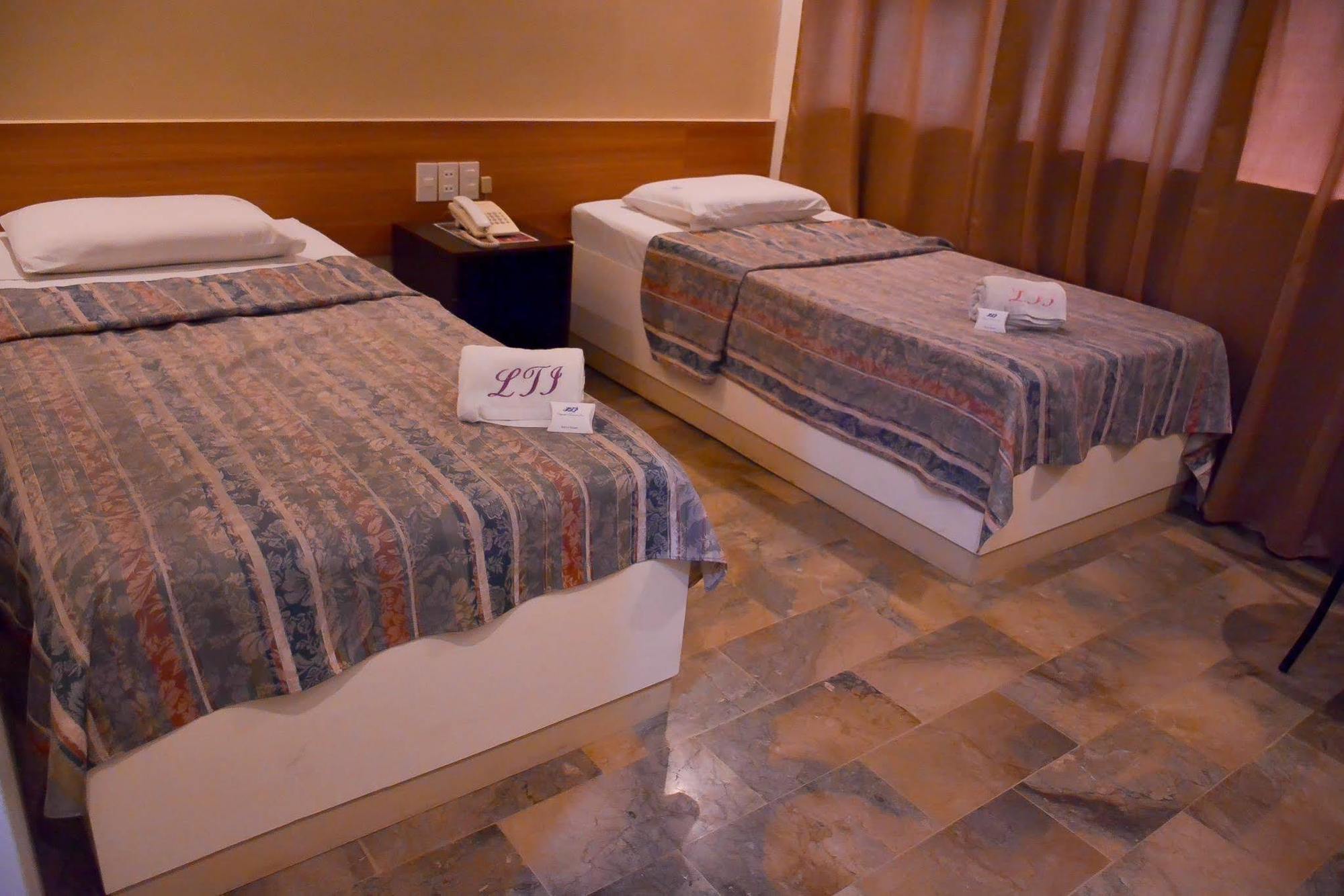 Legazpi Tourist Inn Екстериор снимка